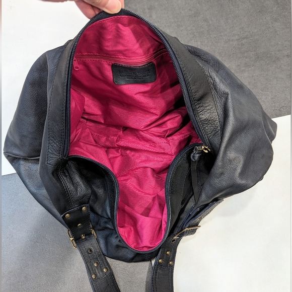 Maurizio Taiuti Navy Blue Leather Hobo Shoulder Bag - Picture 8 of 15